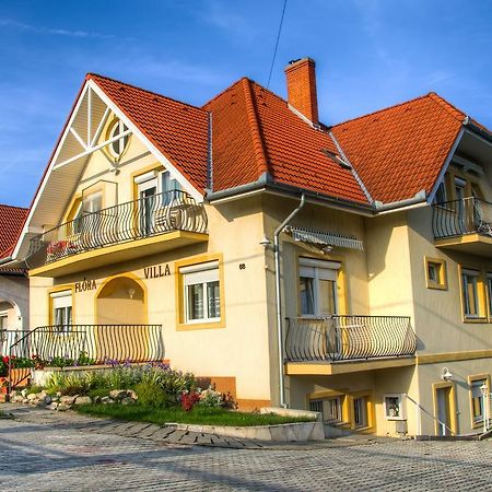 Flora Villa Хевиз Экстерьер фото
