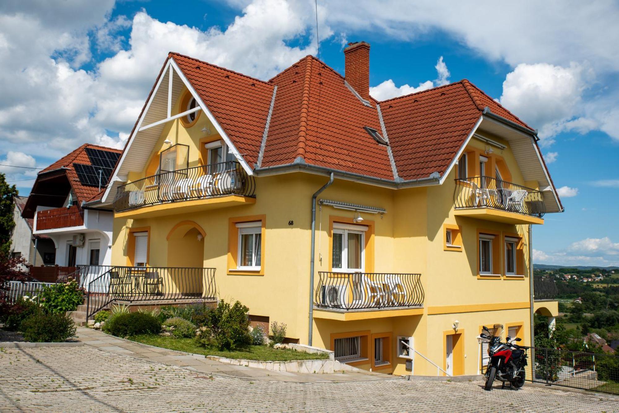 Flora Villa Хевиз Экстерьер фото