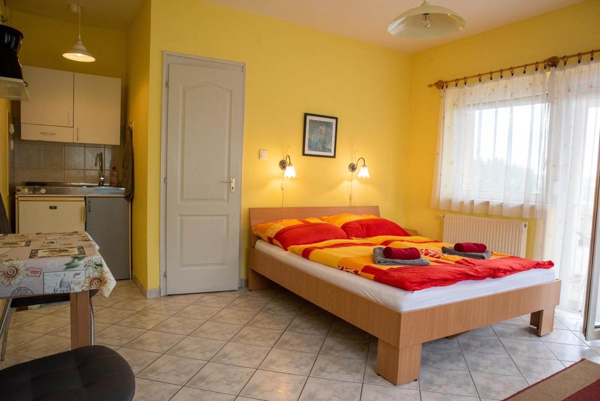 Flora Villa Хевиз Экстерьер фото