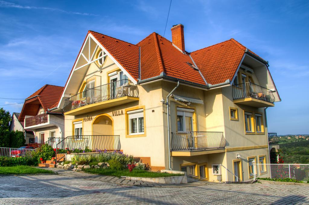 Flora Villa Хевиз Экстерьер фото