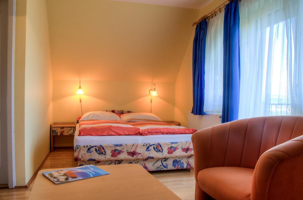 Flora Villa Хевиз Экстерьер фото